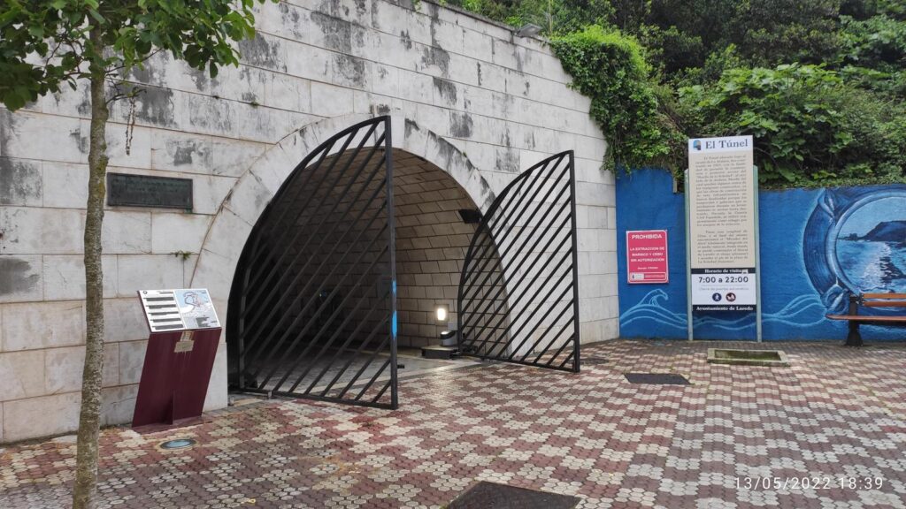 Entrada al tunel de laredo